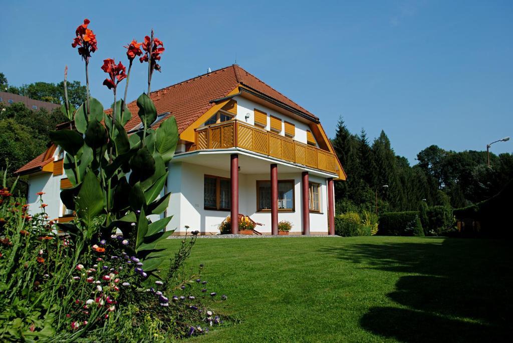 Pension B&B Врхлабі Екстер'єр фото